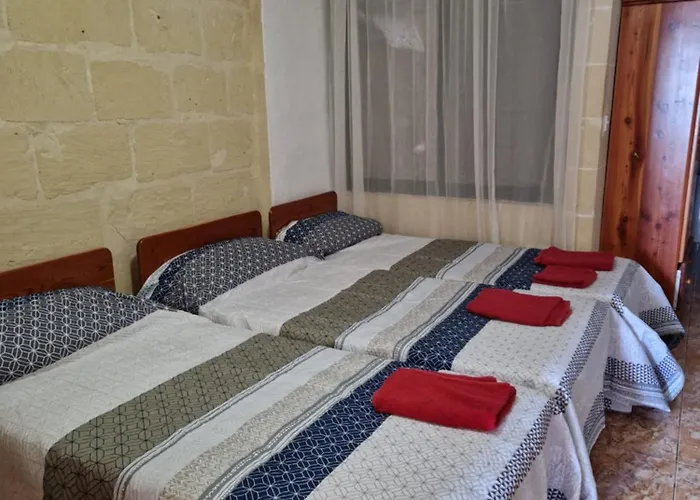 Apartment Attard Seafront 2 In Marsalforn Zebbug (Gozo)
