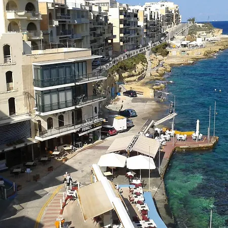 Attard Seafront 2 In Marsalforn Lägenhet *